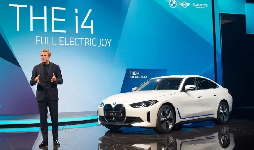 BMW vadovas dar kartą sukritikavo „Tesla“: vokietis turi labai griežtą nuomonę apie amerikiečių elektromobilius