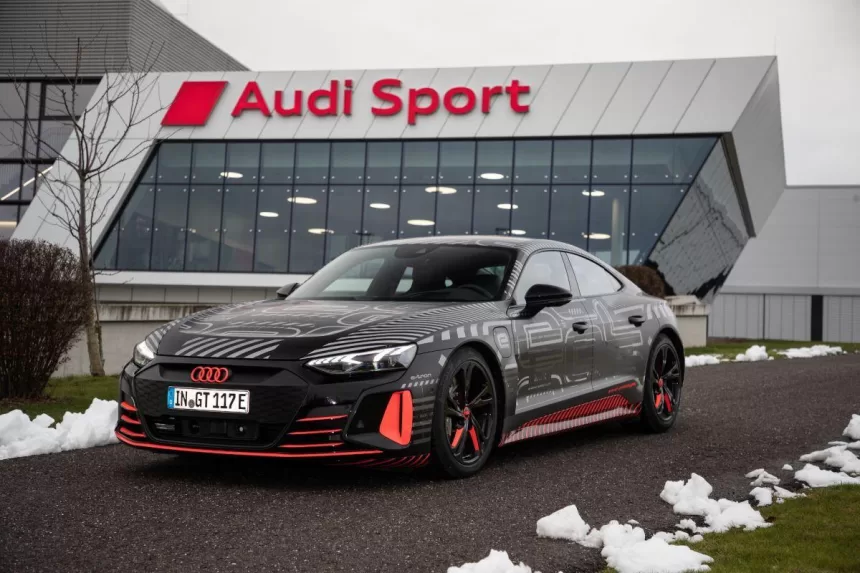 Naujas „Audi e-tron GT“: pradedama serijinė gamyba nulinės taršos gamykloje